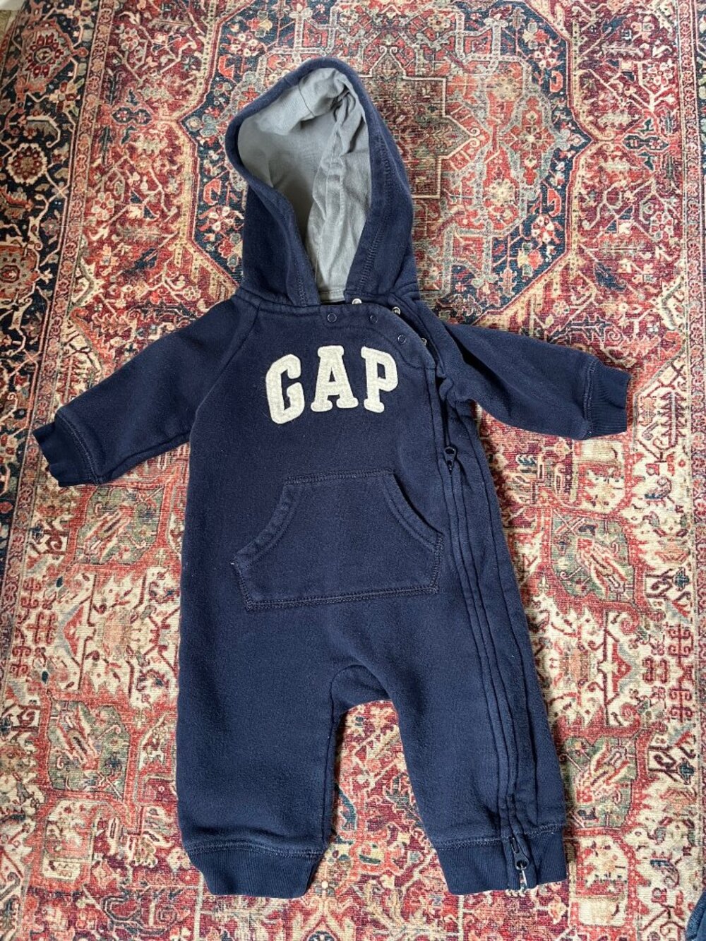 babyGap Navy Blue Arch Logo Hooded Fleece Romper One Piece Onepiece 3-6 Months